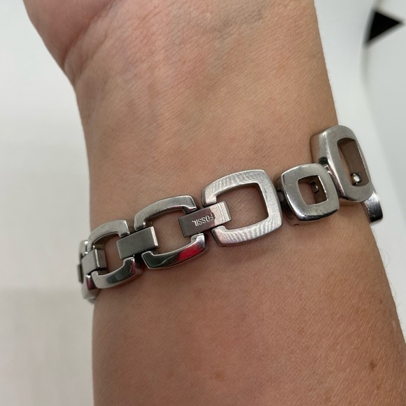 Fossil Watch with Square Pink Dial Womens Model: ES1964 New Battery - Picture 3 of 6